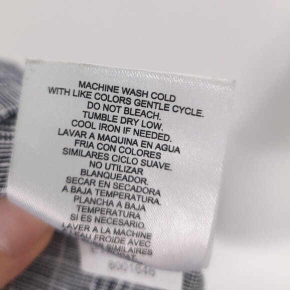 Ellen Tracy Linen Plaid Shorts - Picture 5 of 6